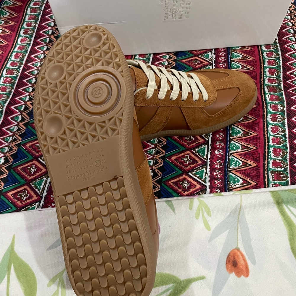 Maison Martin Margiela Men's Casual Suede & Leather Sneaker in Brown - Picture 5 of 8